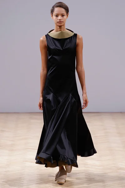 Look 19